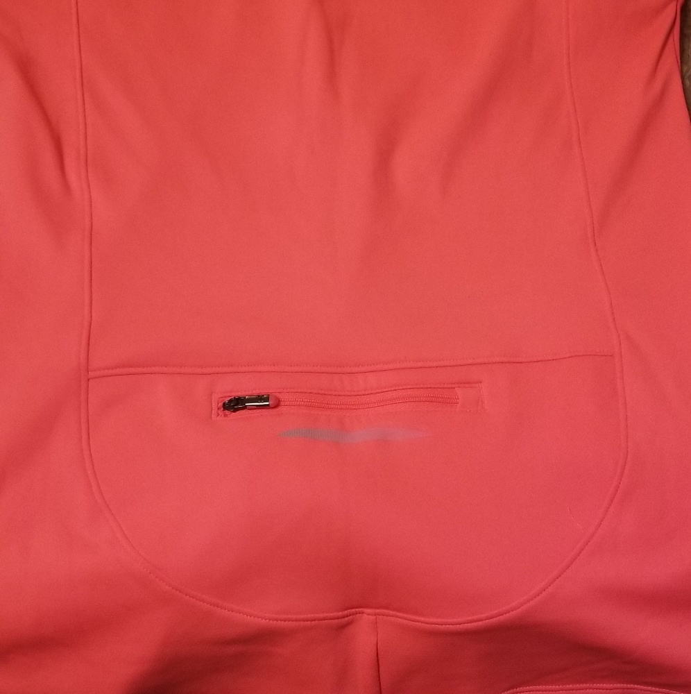 Under armour pull over - Picture 3 of 4